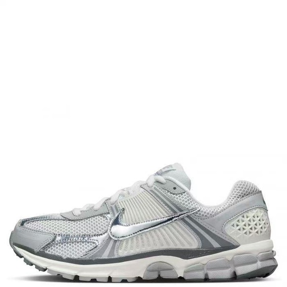 Nike Metallic Silver and Gray Running Shoes - Picture 1 of 1